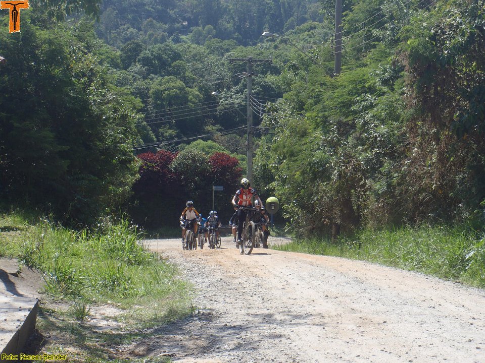 PB090013